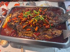 -鸣记脆皮烤鱼(岐山路店)