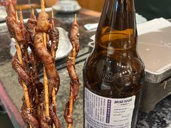 -何妹湿辣牛肉·粤式烧烤砂煲(桂雅路店)