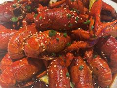 -肥肥虾庄·金牌油焖大虾(杨园滨江时代walk店)