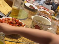 -冶建镜子·老南昌大排档·江西虾王(总店)