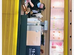 -星巴克(广州中华广场B1层店)