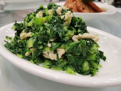 桃仁菠菜-小贝壳酒楼(经九路店)