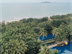 -三亚湾海居铂尔曼度假酒店