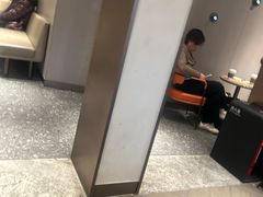 -星巴克臻选(上海今潮8弄店)
