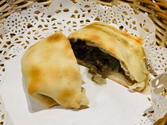 馕坑烤包子-巴扎美食·新疆菜·西域歌舞表演餐厅(新疆大厦店)