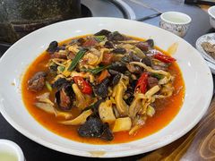-南渝食府.墨脱石锅松茸鸡