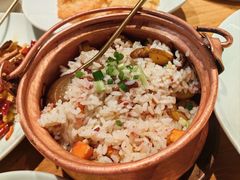东巴铜锅焗饭-一坐一忘云南菜(北京skp店)