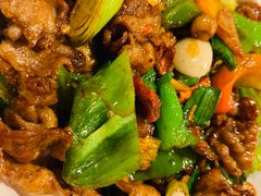 嘉丰小炒肉-嘉丰湘菜馆(芳群园店)