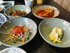 -草家酱蟹炭火烤肉店(珲春南路一店)