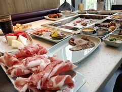 -佰烧海鲜烤肉火锅自助(世茂国际广场店)