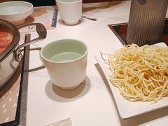 -黄记煌三汁焖锅(新佳丽江汉路店)
