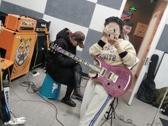 -COCO  BOMB国际流行音乐(爱琴海校区)