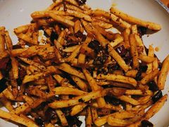 -六福烧烤酒馆(秦隆步行街店)