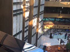 -上海滴水湖皇冠假日酒店