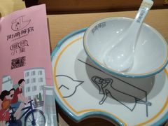 餐具摆设-街角等你.大连海鲜烧烤(西安路店)