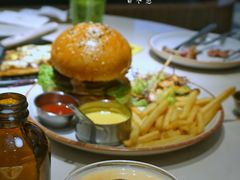 -阿妮叶李(光谷世界城店)