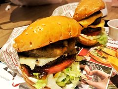 火烤双层牛肉特堡-The Habit Burger Grill 哈比特汉堡(复兴soho店)