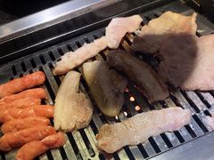 -臻牛烤肉