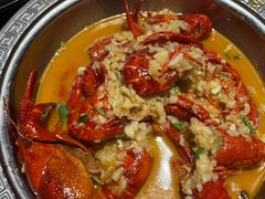 -琥珀老六龙虾(四里河店)