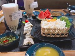 -湊湊火锅·茶憩(东城万达店)