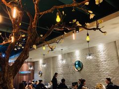 大堂-梧桐树下(云锦世家店)