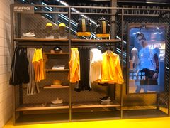 -NIKE品牌体验店(南京东路店)
