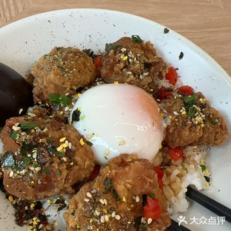 忙里偷闲的快餐时光
