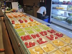 -涨巢·潮玩水疗局