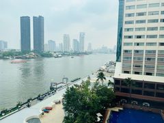 -曼谷湄南河畔华美达广场酒店