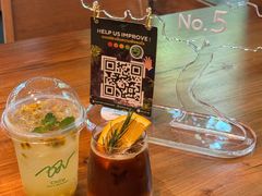 -Chom Cafe and Restaurant