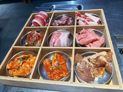 -马路牙子烧烤馄饨酒馆(望京店)
