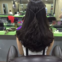 点击看大图 美联社&美丽频道造型(省体育馆店)-CE·专业蛋白•羽毛接发·潮色烫染品牌店