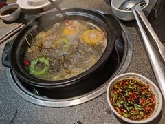 -野迹·石橄榄鸡·烧烤(新洲店)