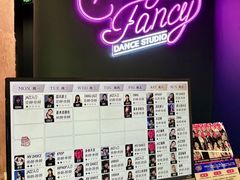 -金茂览秀城