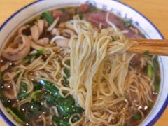 -镇南锅盖面馆(解放路店)