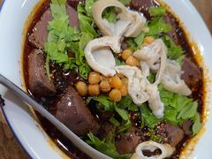 -朱大嘴肥肠血旺(福字街店)