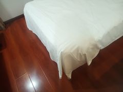 -明华泰康酒店(北京万丰路七里庄地铁站店)