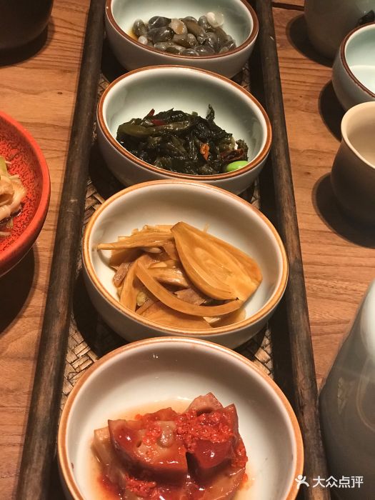 苏帮袁sue cuisine(朝阳大悦城店)-酌酒四拼图片-北京美食-大众点评网