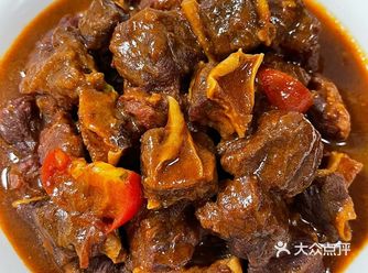  舌尖上的华尔兹：「绝味红烧牛腩」，营养美味双丰收！