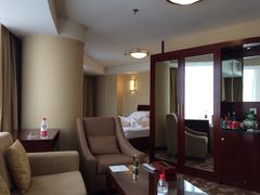 -日照君临天下大酒店