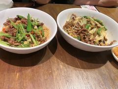 生爆牛肉面-寻裕记·现炒浇头面(人民广场店)