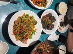 -呷湘厨·鱼汤捞饭·剁椒鱼头·辣椒炒肉(国家会展中心店)