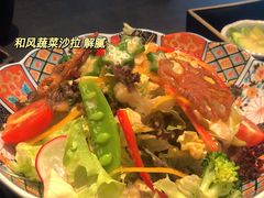 -铭牛烧肉·和牛海鲜自助(高新月牙湖店)