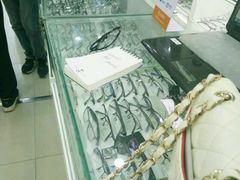 -利客来眼镜店(崂山百货店)