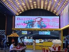 -CGV星星影城(颐堤港ScreenX店)