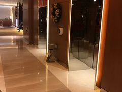 -上海浦东假日酒店