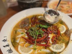 招牌酸菜鱼-胡桃里音乐酒馆(白云五号T5 MALL店)