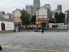 -万达广场(南昌红谷滩店)