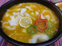 -香巴拉云南餐厅(华莱坞店)