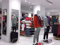 -优衣库(南京建邺万达广场店)